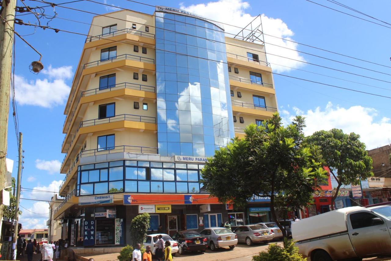 Meru Paramount Buitenkant foto